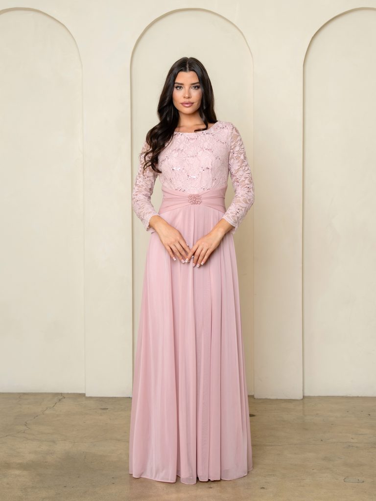 Mama Lace & stretch chiffon gown with brooch detail